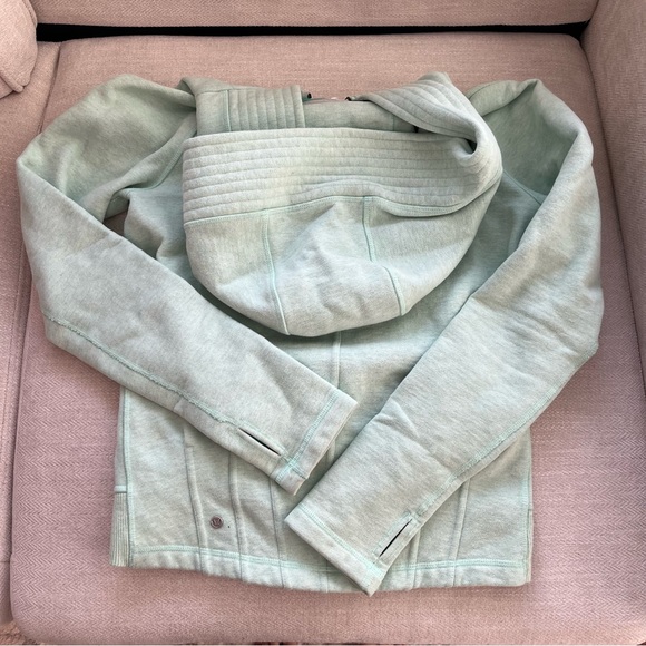 ☁️ SOLD ☁️ Lululemon Mint Green Hoodie - Picture 4 of 6